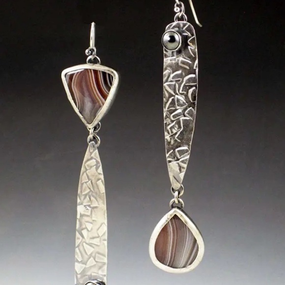 Vintage Antique Drop Earrings Jewelry Hollow Handmade Statement Dangle Earrings - Picture 2 of 3